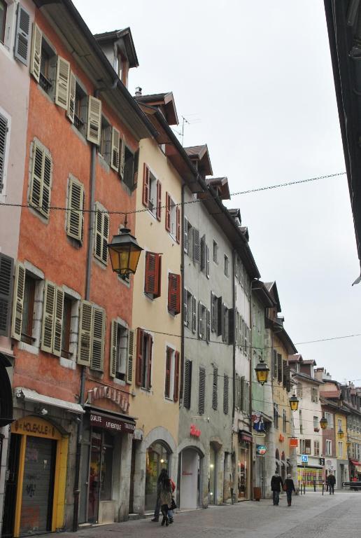 Chuuut ! Appartement Centre Historique Annecy Exterior photo